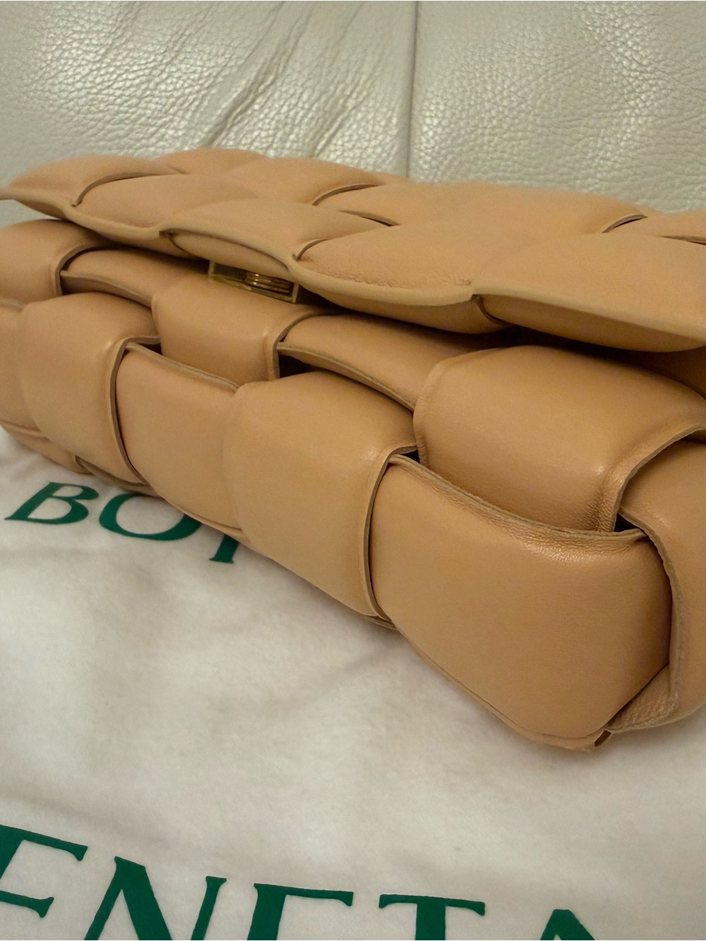 Bottega Woven Cassette Leather Shoulder/Clutch Bag in Beige/Light Tan - Picture 2 of 7